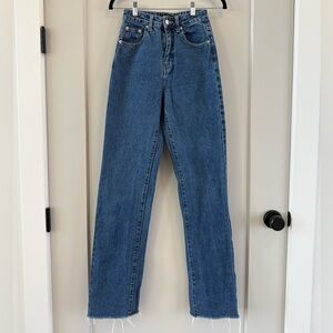 White Fox Women’s Mid Dark Denim Jeans 100% Cotton Designed in Australia Size XS